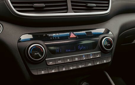 Hyundai Tucson III, 2019 год, 2 495 000 рублей, 15 фотография