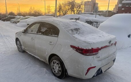 KIA Rio IV, 2018 год, 1 130 000 рублей, 3 фотография