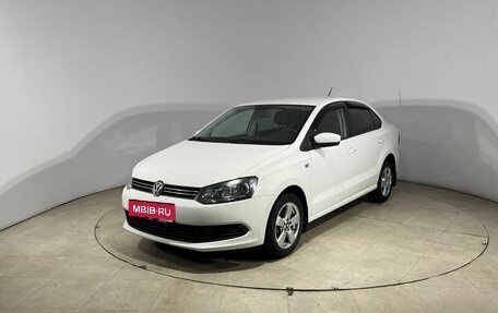 Volkswagen Polo VI (EU Market), 2013 год, 670 000 рублей, 1 фотография