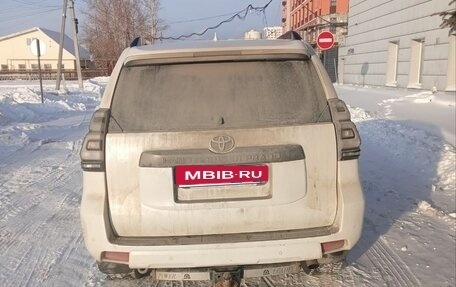 Toyota Land Cruiser Prado 150 рестайлинг 2, 2021 год, 5 400 000 рублей, 6 фотография