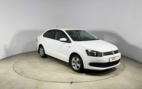 Volkswagen Polo VI (EU Market), 2013 год, 670 000 рублей, 3 фотография