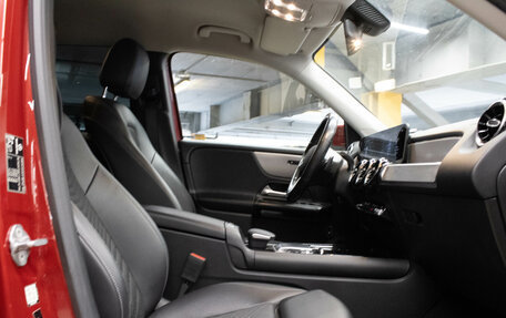 Mercedes-Benz GLB, 2020 год, 2 919 000 рублей, 12 фотография