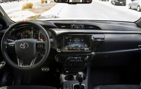 Toyota Hilux VIII, 2025 год, 8 300 000 рублей, 17 фотография