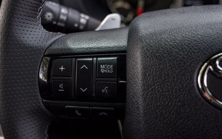 Toyota Hilux VIII, 2025 год, 8 300 000 рублей, 19 фотография