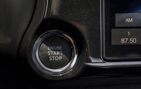 Toyota Hilux VIII, 2025 год, 8 300 000 рублей, 25 фотография