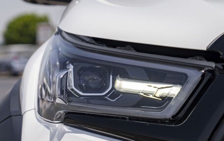 Toyota Hilux VIII, 2025 год, 8 300 000 рублей, 39 фотография