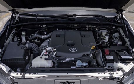 Toyota Hilux VIII, 2025 год, 8 300 000 рублей, 40 фотография