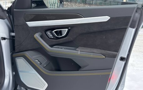 Lamborghini Urus I, 2024 год, 32 900 000 рублей, 27 фотография