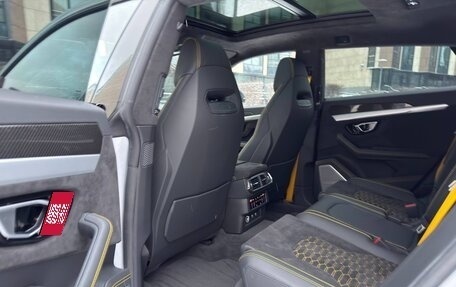 Lamborghini Urus I, 2024 год, 32 900 000 рублей, 38 фотография