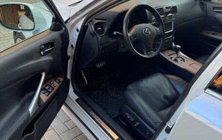 Lexus IS II рестайлинг 2, 2005 год, 1 550 000 рублей, 6 фотография