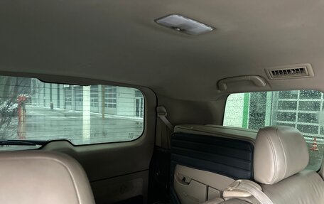 Toyota Land Cruiser 200, 2007 год, 2 200 000 рублей, 10 фотография