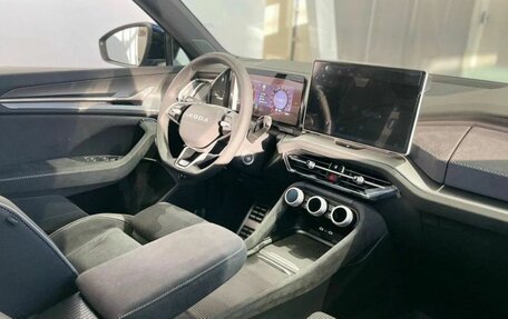 Skoda Kodiaq, 2025 год, 5 990 000 рублей, 4 фотография