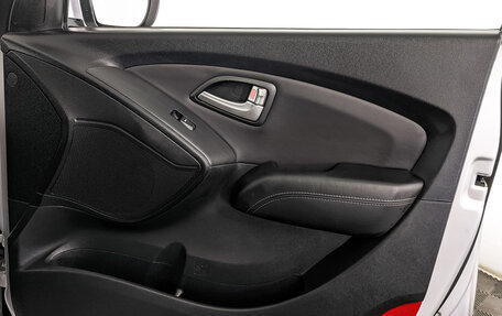 Hyundai ix35 I рестайлинг, 2012 год, 1 165 000 рублей, 24 фотография