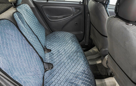 Toyota Platz, 2000 год, 429 000 рублей, 23 фотография