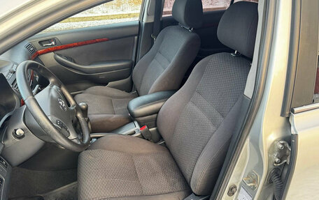 Toyota Avensis III рестайлинг, 2005 год, 349 000 рублей, 11 фотография