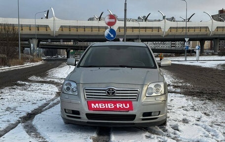 Toyota Avensis III рестайлинг, 2005 год, 349 000 рублей, 2 фотография