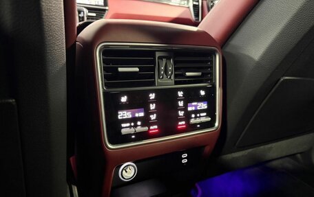 Porsche Cayenne III, 2020 год, 10 200 000 рублей, 24 фотография