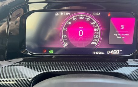 Volkswagen Golf VIII, 2021 год, 2 300 000 рублей, 8 фотография