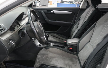 Volkswagen Passat B7, 2012 год, 1 449 000 рублей, 8 фотография