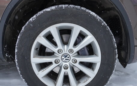 Volkswagen Touareg III, 2013 год, 2 587 000 рублей, 21 фотография