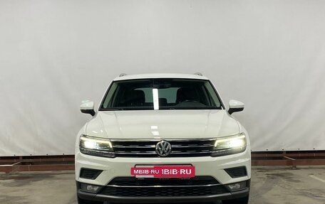 Volkswagen Tiguan II, 2017 год, 2 249 000 рублей, 2 фотография