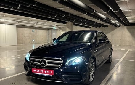Mercedes-Benz E-Класс, 2019 год, 3 800 000 рублей, 2 фотография