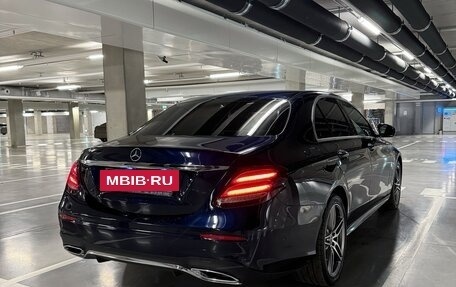 Mercedes-Benz E-Класс, 2019 год, 3 800 000 рублей, 6 фотография