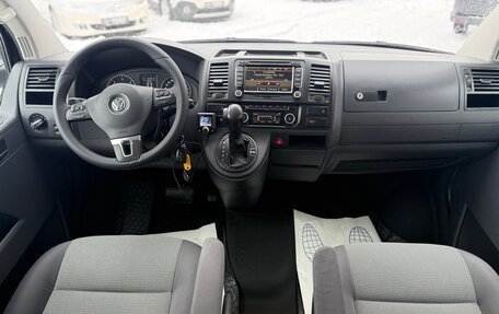 Volkswagen Caravelle T5, 2010 год, 2 300 000 рублей, 11 фотография