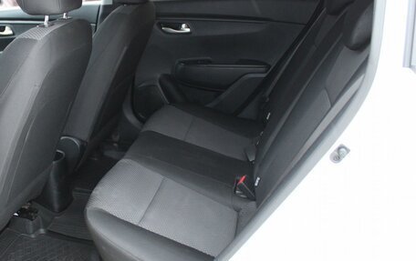 KIA Rio IV, 2021 год, 1 739 000 рублей, 18 фотография