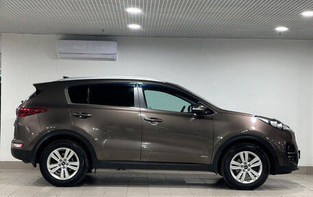 KIA Sportage IV рестайлинг, 2018 год, 2 199 000 рублей, 6 фотография