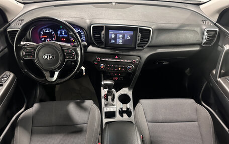 KIA Sportage IV рестайлинг, 2018 год, 2 199 000 рублей, 11 фотография