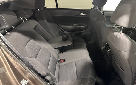 KIA Sportage IV рестайлинг, 2018 год, 2 199 000 рублей, 22 фотография