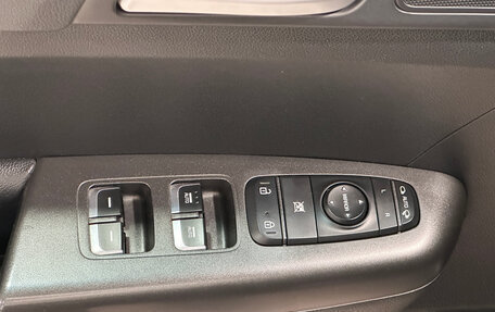 KIA Sportage IV рестайлинг, 2018 год, 2 199 000 рублей, 20 фотография