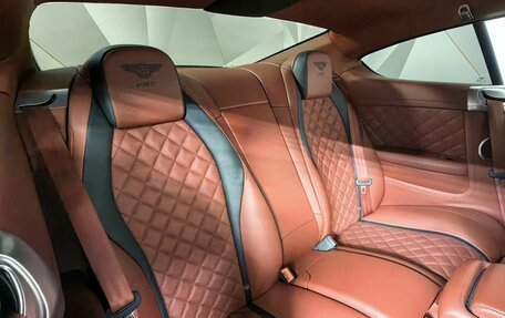 Bentley Continental GT II рестайлинг, 2017 год, 8 000 000 рублей, 17 фотография