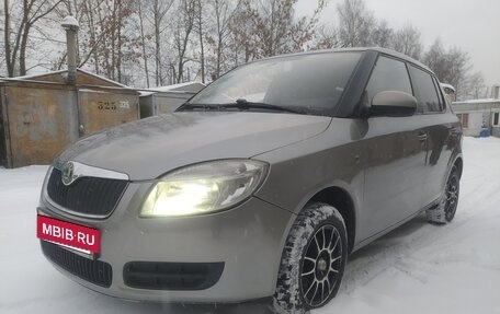 Skoda Fabia II, 2007 год, 295 000 рублей, 2 фотография