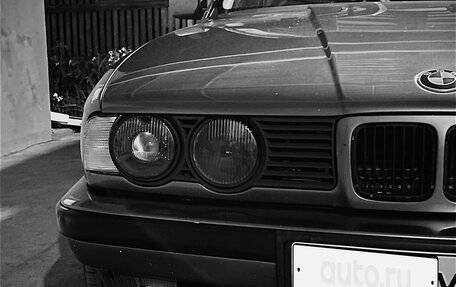 BMW 5 серия, 1992 год, 580 000 рублей, 7 фотография