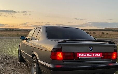 BMW 5 серия, 1992 год, 580 000 рублей, 9 фотография