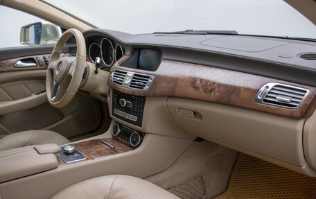 Mercedes-Benz CLS, 2011 год, 2 150 000 рублей, 9 фотография