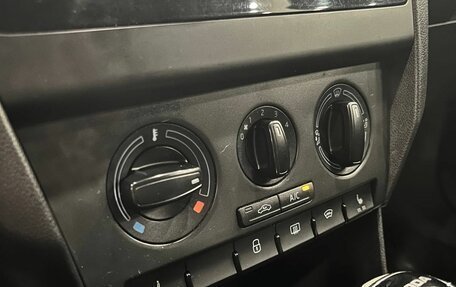 Skoda Rapid I, 2017 год, 999 000 рублей, 20 фотография