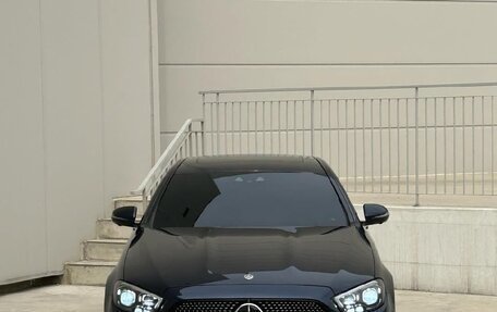 Mercedes-Benz E-Класс, 2022 год, 5 490 000 рублей, 2 фотография