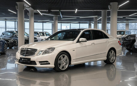 Mercedes-Benz E-Класс, 2012 год, 1 990 000 рублей, 1 фотография