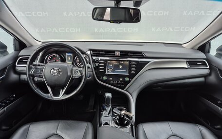 Toyota Camry, 2019 год, 2 449 000 рублей, 6 фотография