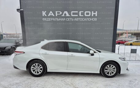 Toyota Camry, 2019 год, 2 449 000 рублей, 4 фотография