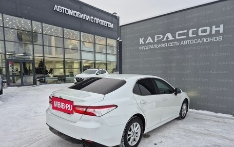 Toyota Camry, 2019 год, 2 449 000 рублей, 2 фотография