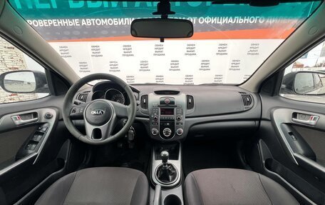 KIA Cerato III, 2010 год, 585 000 рублей, 16 фотография