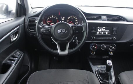 KIA Rio IV, 2020 год, 1 375 000 рублей, 12 фотография