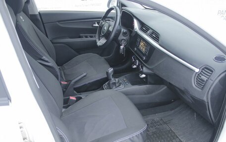 KIA Rio IV, 2020 год, 1 375 000 рублей, 16 фотография