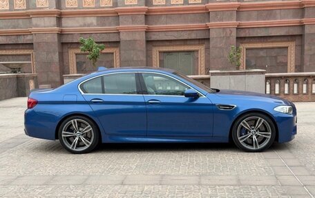 BMW M5, 2011 год, 9 000 000 рублей, 3 фотография