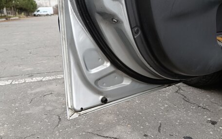 Toyota Avensis III рестайлинг, 2000 год, 399 000 рублей, 9 фотография