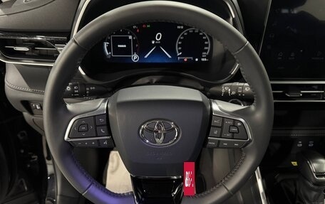 Toyota Highlander, 2025 год, 5 490 000 рублей, 17 фотография